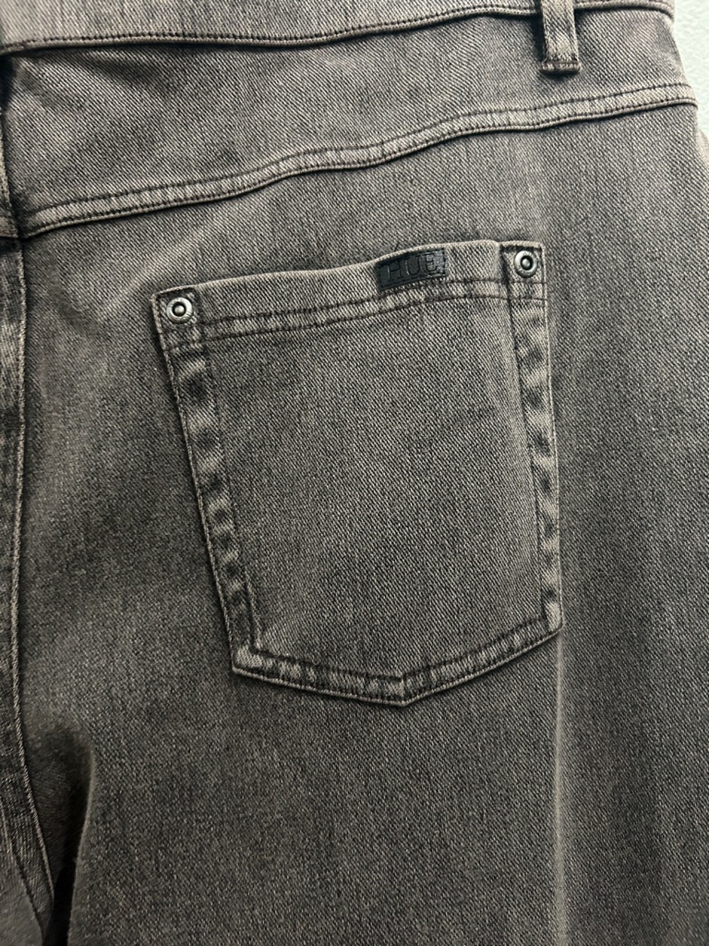 HUE Women's High-Rise Flare Jeans in Charcoal - Picture 5 of 5